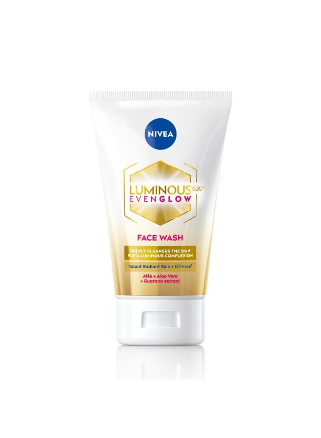 نيفيا غسول الوجه NIVEA Luminous Even Glow بتركيبة خالية من الزيوت، غني بأحماض ألفا هيدروكسي وخلاصة الصبار والغوارانا، ينظف البشرة بعمق، مناسب للبشرة العادية والحساسة، للرجال والنساء | 100 مل - Image 1